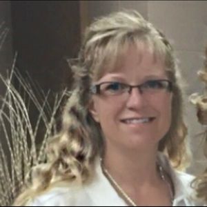 Meet your Posher, Angie